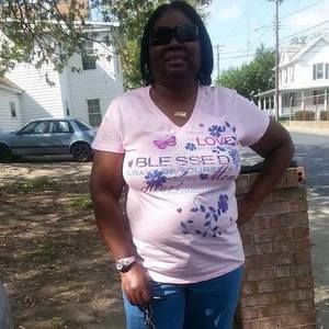 Meet your Posher, Connie